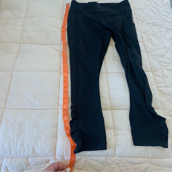 Lululemon Speed Tight Ruched legging black size 6 side pocket and back zip - Picture 12 of 15